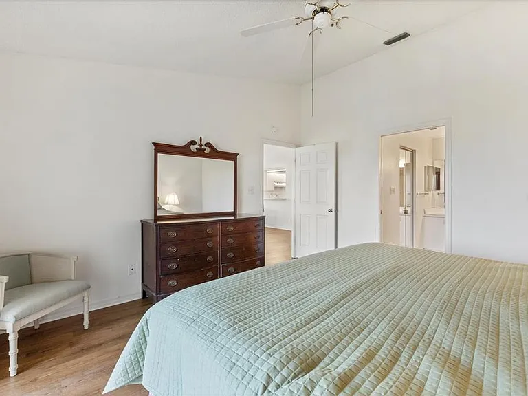 841 Waterside Dr #206 — Photo 33
