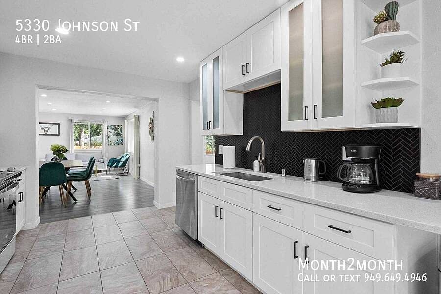 2nd image of 5330 Johnson St