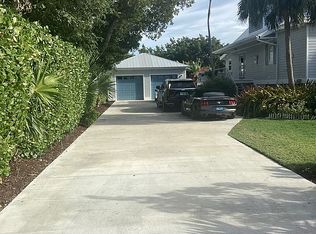 30877 Bay Shore Dr, Big Pine Key, FL 33043