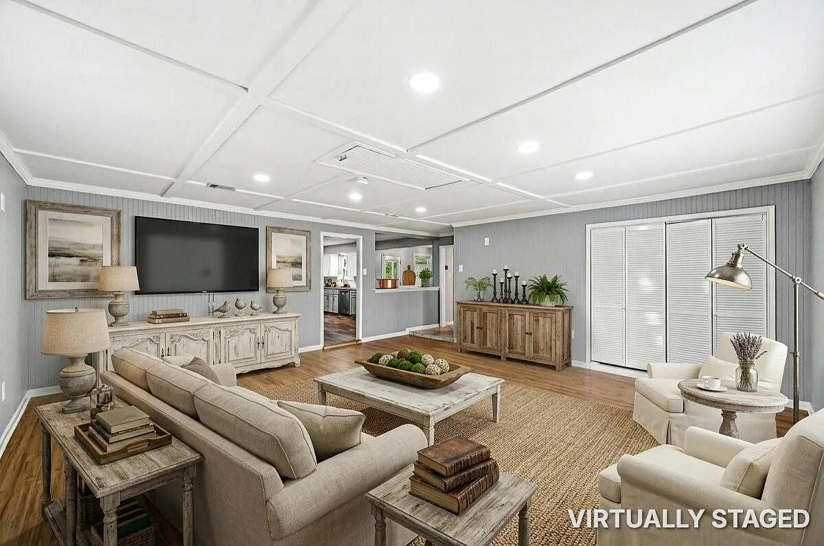 3 bed, 2.5 bath, 2402 sqft, $2,250 — Photo 1