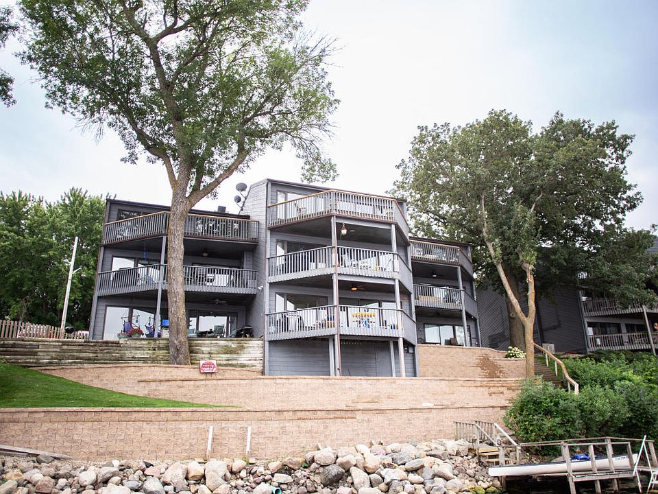 1st image of 65 Lakeshore Dr Unit 1B