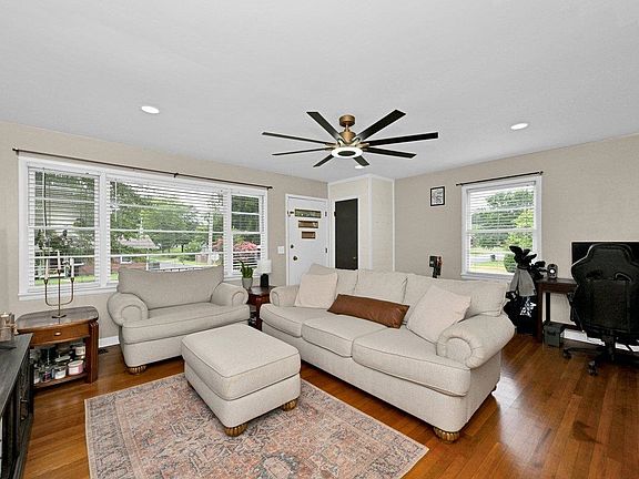 4th image of 1002 Nunnelly Ave SW