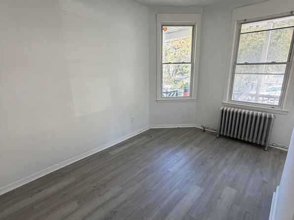 18 York Ave #1