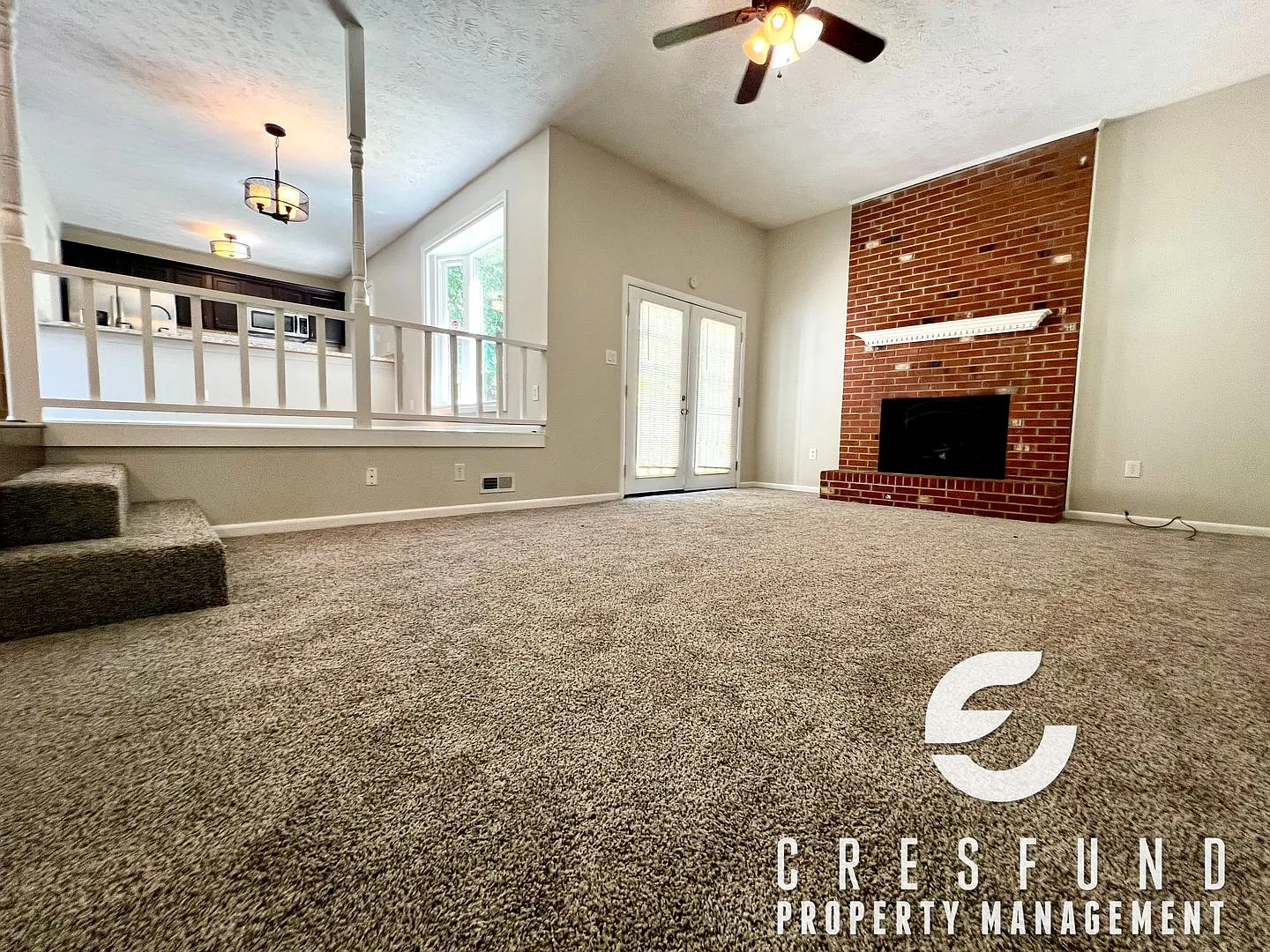 Charming 3 Bedroom, 2 Bathroom Home with Fenced Backyard Minutes from Fort Bragg! — Photo 2
