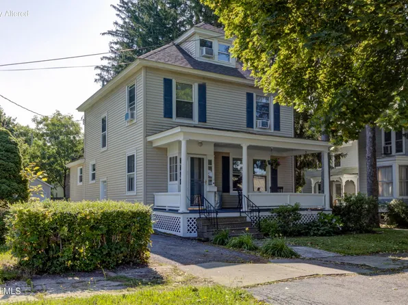 212 S Melcher Street, Johnstown, NY 12095