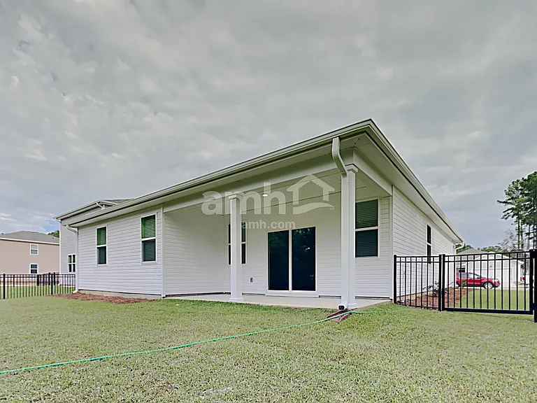 603 E Lionel Rd — Photo 18