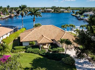 117 Newport Dr, Naples, FL 34114