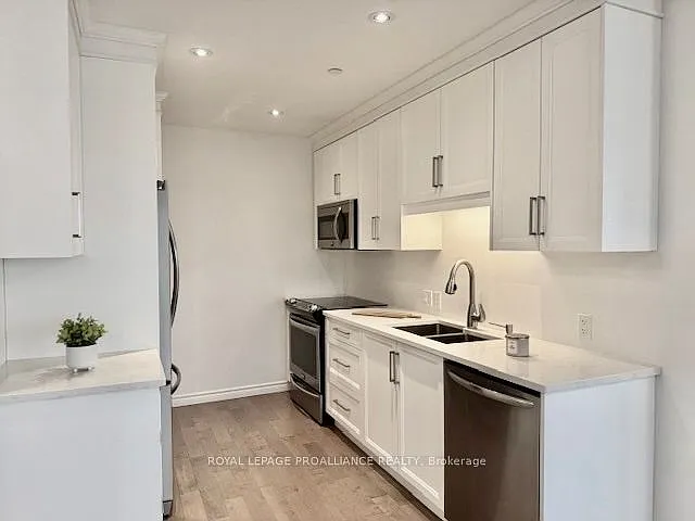 199 Front St #514 — Photo 3