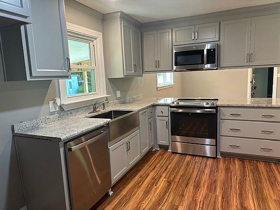 5th image of 2806 Walmar Pl