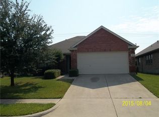 1824 Marlin Dr, Aubrey, TX 76227