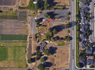 444 Beebe Rd, Central Pt, OR 97502