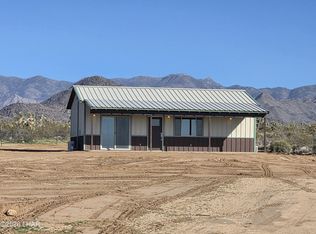 14176 S Nash Dr, Yucca, AZ 86438