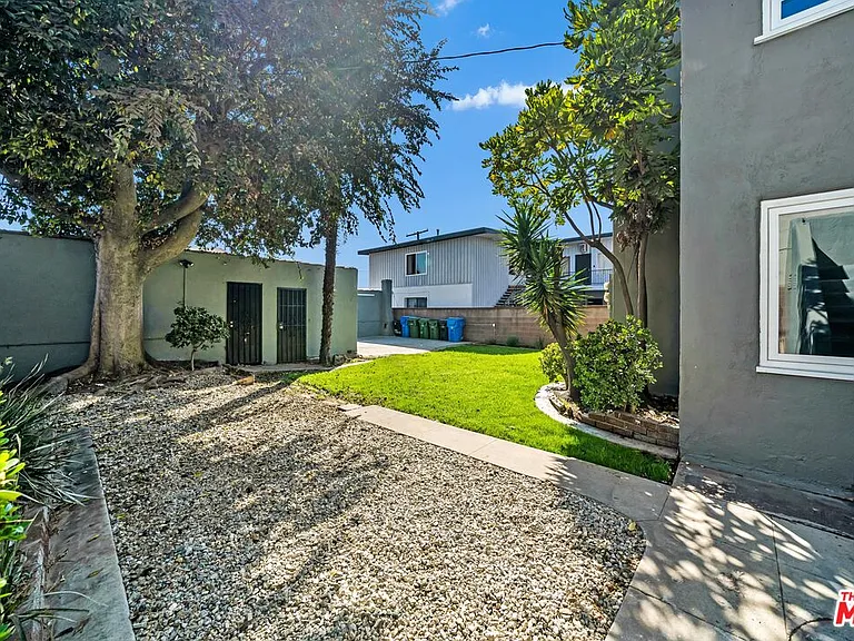 4014 W Adams Blvd #A — Photo 33