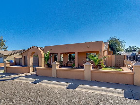 3rd image of 10917 W Sells Dr