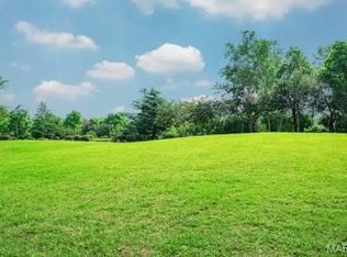 16716 Shamblin Rd, Florissant, MO 63034