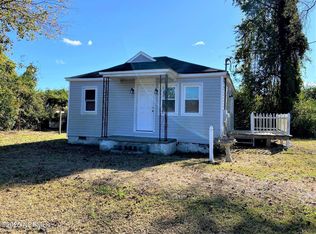 327 Bell Fork Rd, Jacksonville, NC 28546