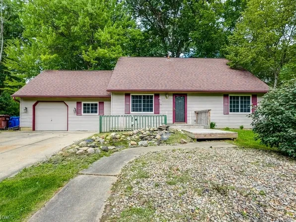 3411 Linnway Dr, Akron, OH 44312