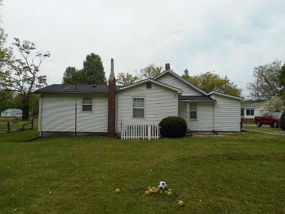 2nd image of 650 E 6th St