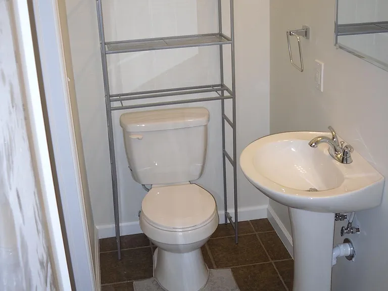 164 Jonathan Ln — Photo 10
