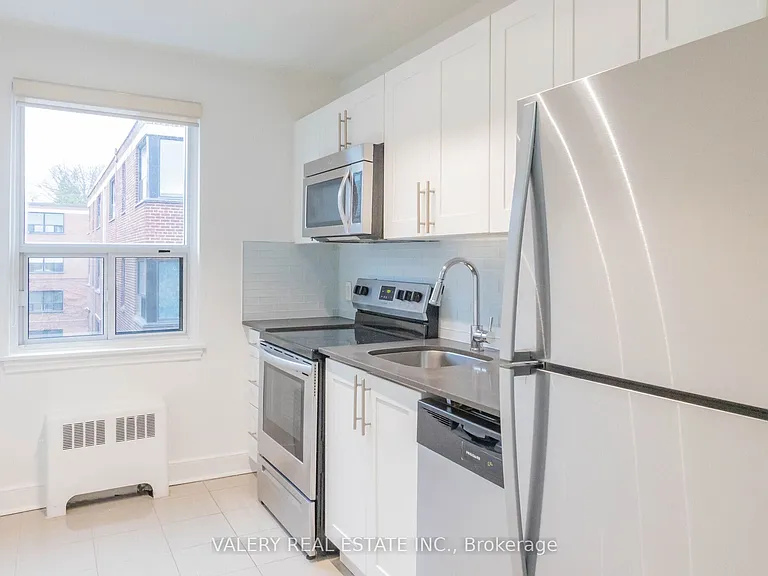 3015 Queen St E #F12 — Photo 5