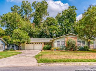 907 Utopia Ln, San Antonio, TX 78223
