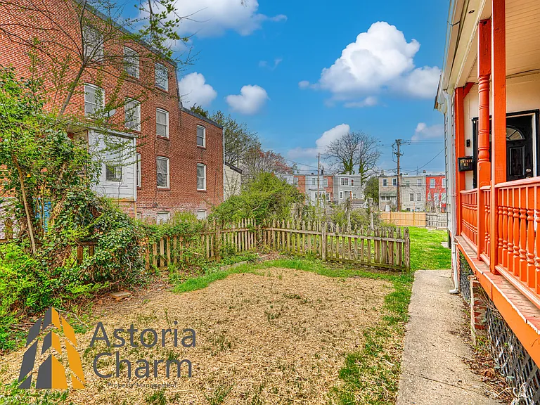 23 S Augusta Ave — Photo 46