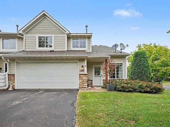2nd image of 1495 Riverpointe Rd #F