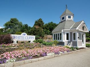 White Cliffs, Plymouth, MA 02360
