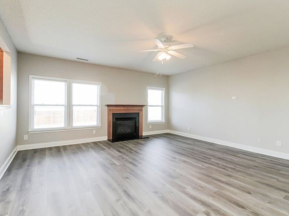 5th image of 121 Kendrick Farm Dr