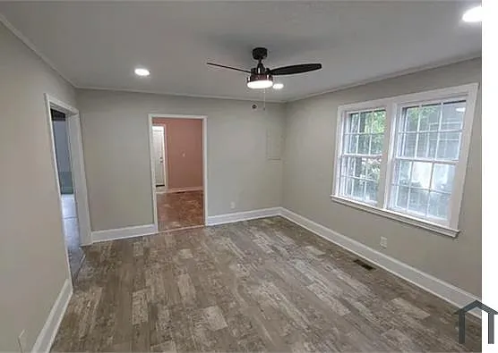 1114 Henderson Ave — Photo 12