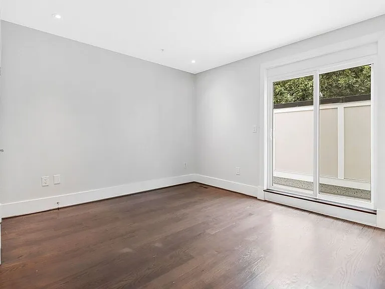 51 Quincy Pl NE #2 — Photo 25
