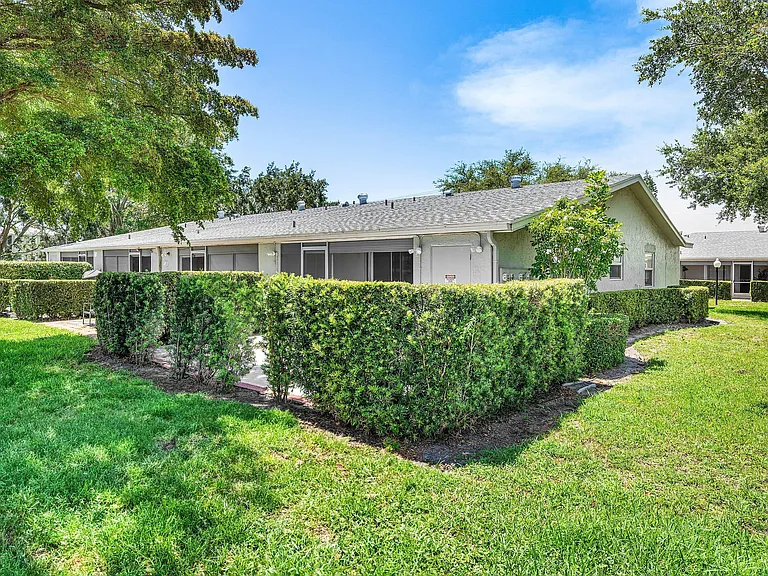 2303 Lowson Blvd #D — Photo 26