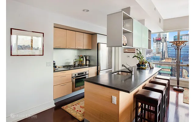 Rented by Douglas Elliman | media 48