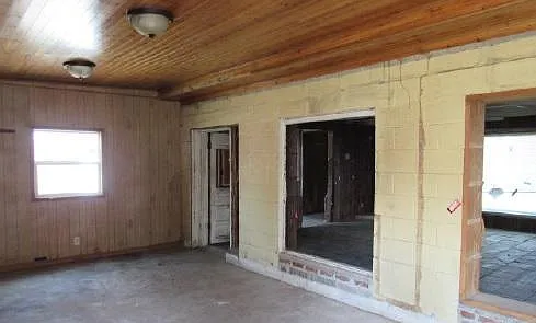13764 N Ferguson Rd photo 1