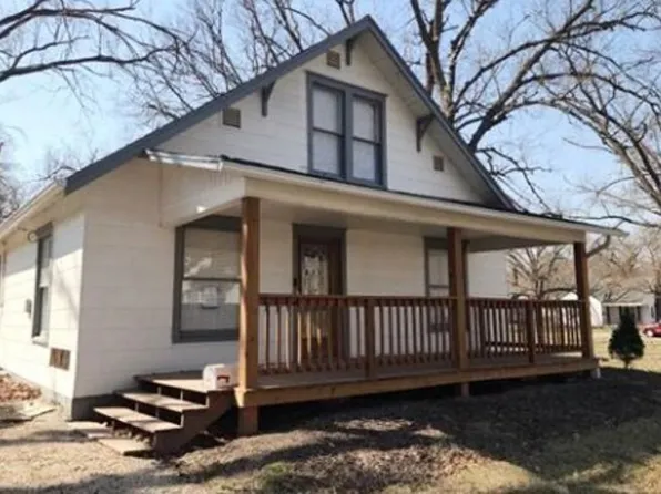 2711 SW Munson Ave, Topeka, KS 66604