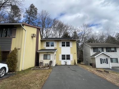 35 Elizabeth Way, Kiamesha Lake, NY, 12751