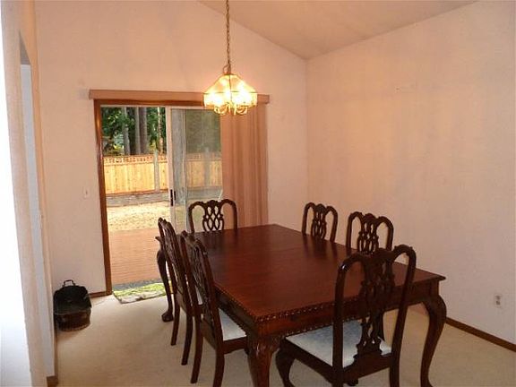 Formal dining room