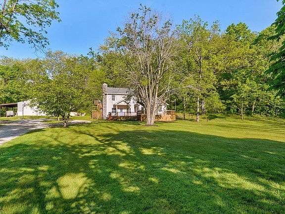 4th image of 8951 N Farm Road 105