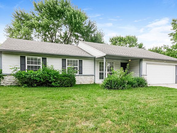 3rd image of 11309 Cherry Lake Way