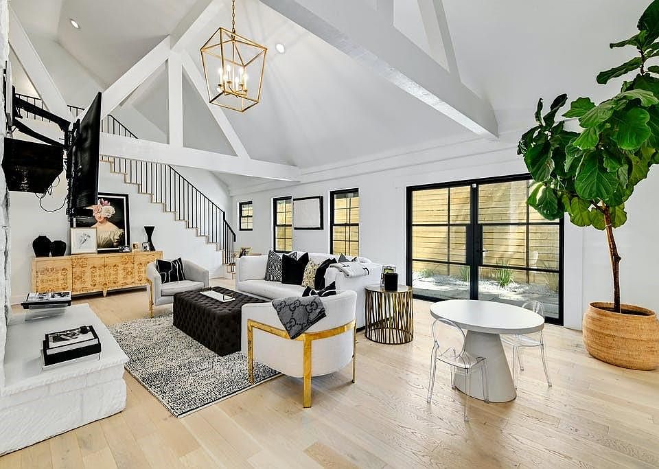 1st image of 3202 Oakmont Blvd