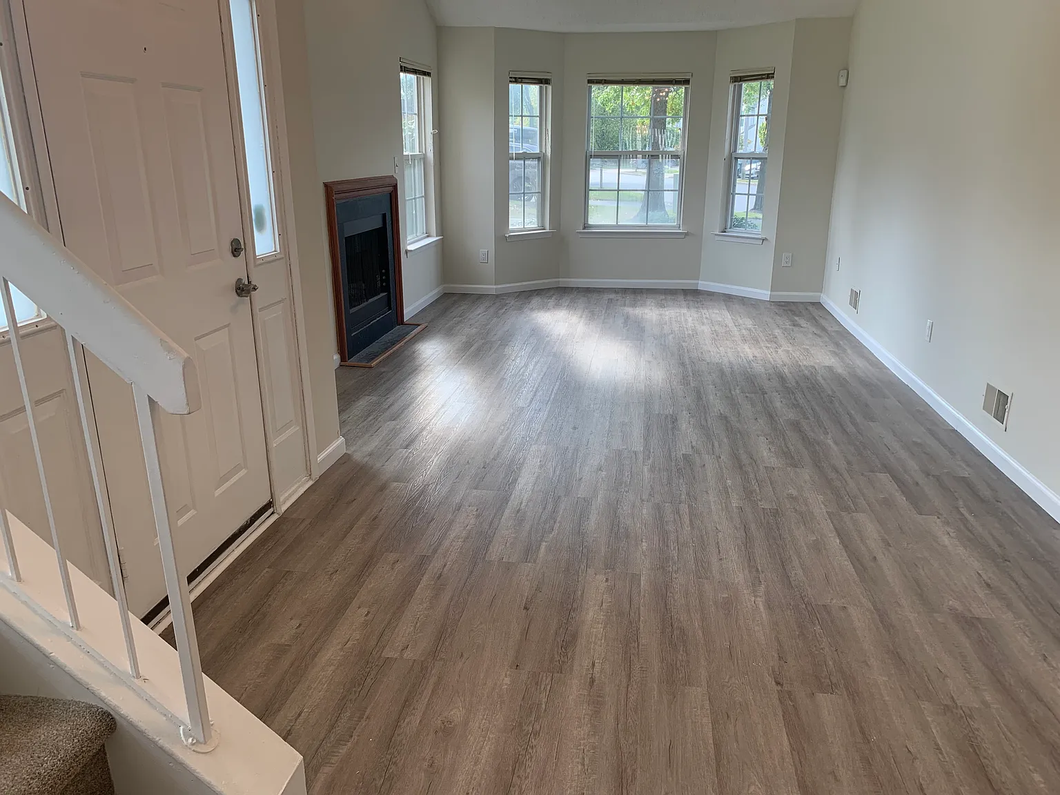 3 bed, 1742 sqft, $3,700 — Photo 2
