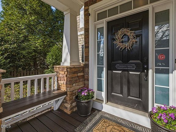 5th image of 105 Muses Mill Ct