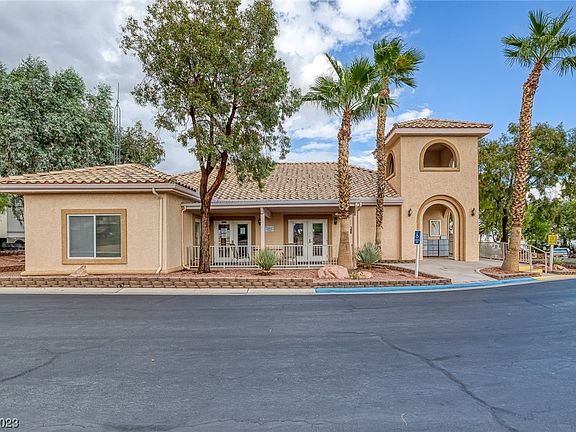 4th image of 802 Pelican Way #74
