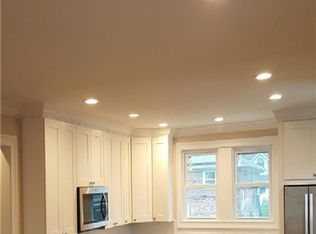 15 Juniper Rd, Port Washington, NY 11050