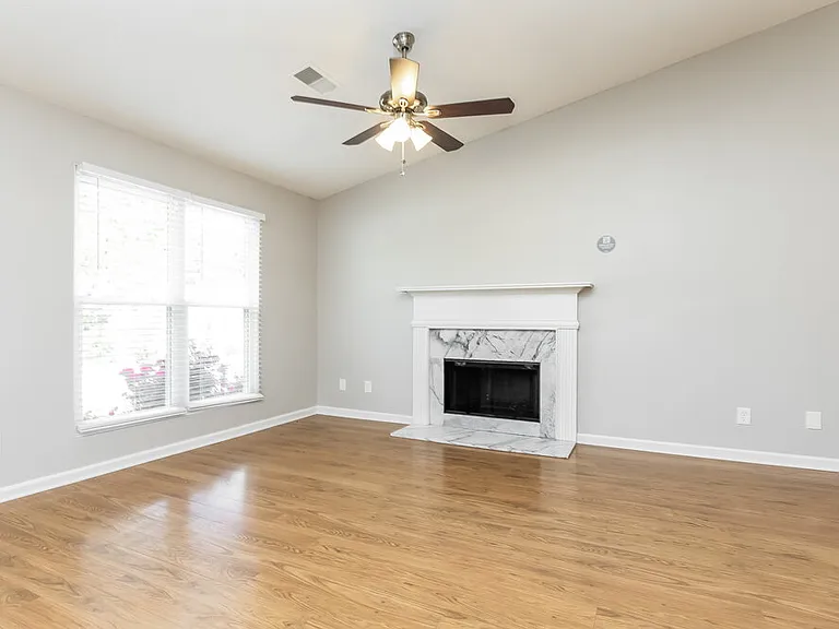 1867 Fort River Way — Photo 4