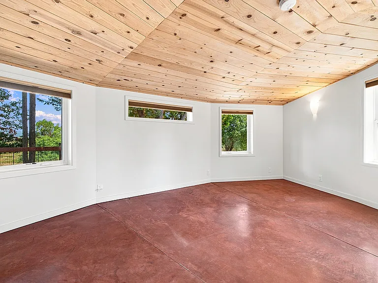145 Lone Oak Ln — Photo 23