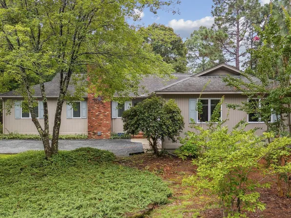 860 Diamondhead Drive S, Pinehurst, NC 28374
