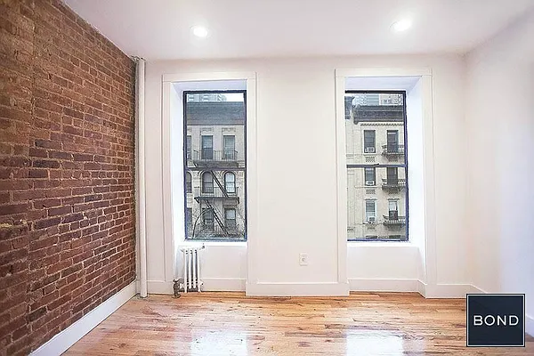 Rented by Bond New York | media 25