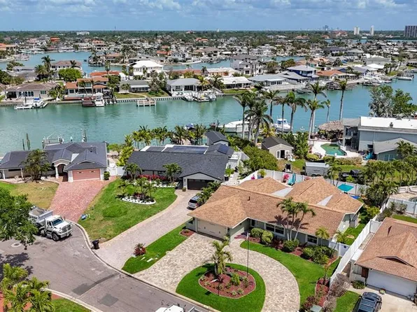 1120 81st St S, Saint Petersburg, FL 33707