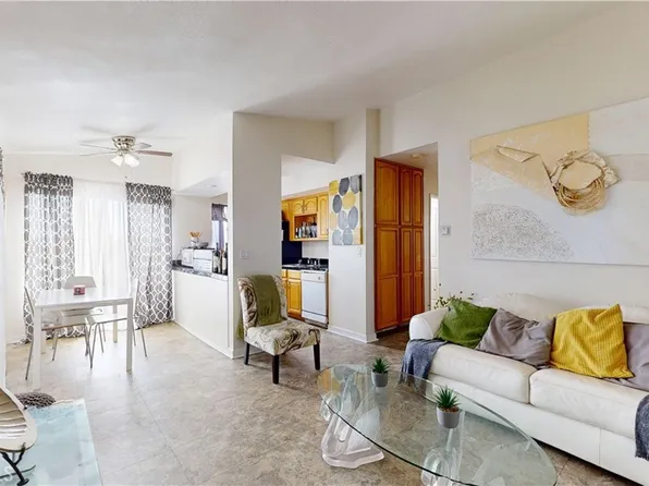 1168 E 10th St APT 218B, Long Beach, CA 90813